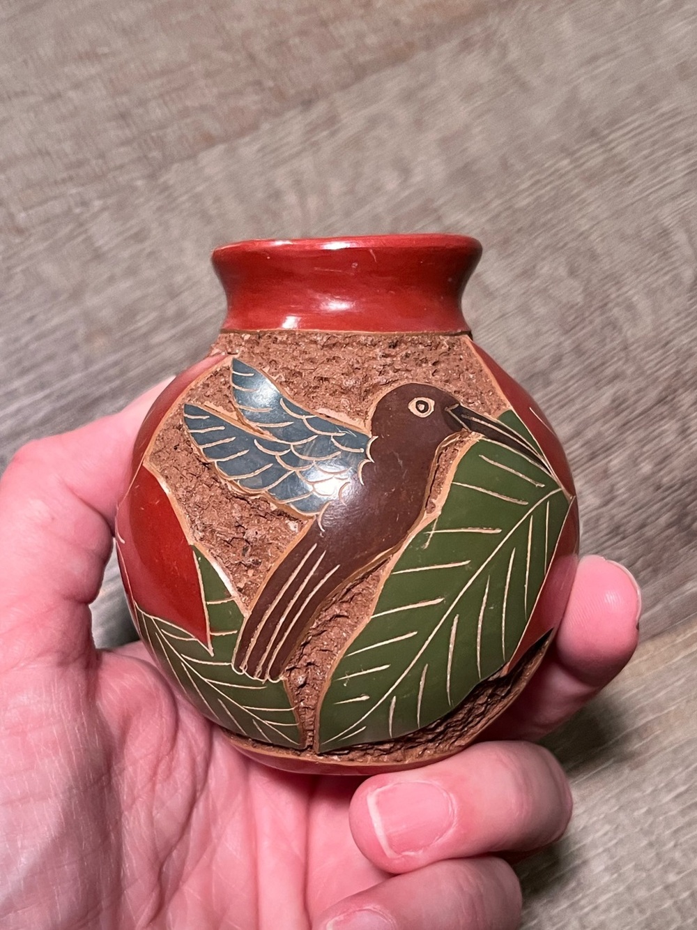 Nicaragua carved pottery vase signed Francisca Rodriguez hummingbird flower